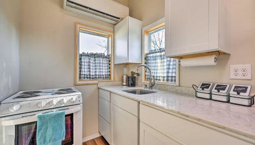 1 Mi to Dtwn Rogers Convenient Getaway with Patio - Foto 5