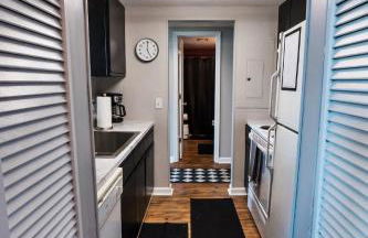 Modern condo closest to the University of SC - Foto 26