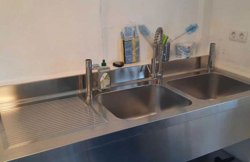 Zirkuswagen Glamping für 2 mit Veranda Küche Netflix Parken und Hofladen - Foto 14