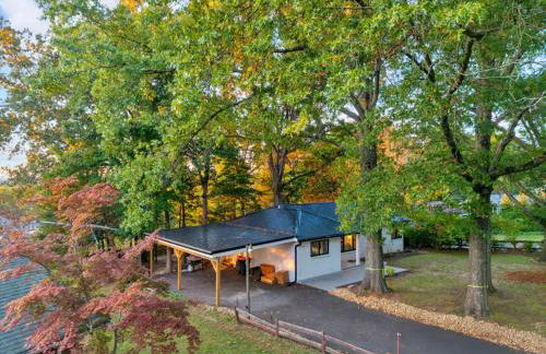 The White Lodge 4BDR Sleeps 8 with Fire Pit - Foto 69