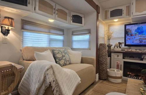 1 Large Bedroom Outdoor Patio - Photo 41