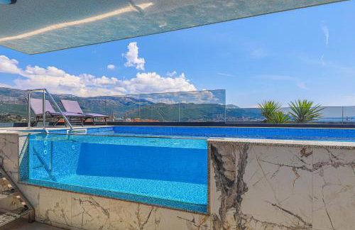 Sky Pool Penthouse with a huge heated private pool - Foto 37