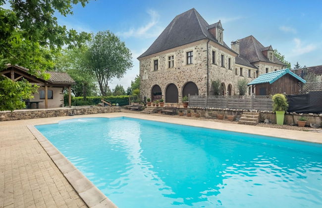 Lively Holiday Home With Private Pool - Foto 23