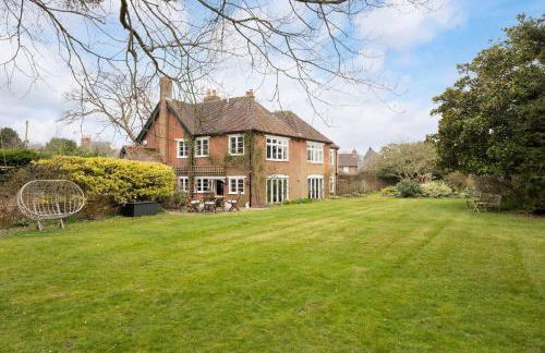 Country Retreat - Sleeps 14 - Large Garden - Photo 6