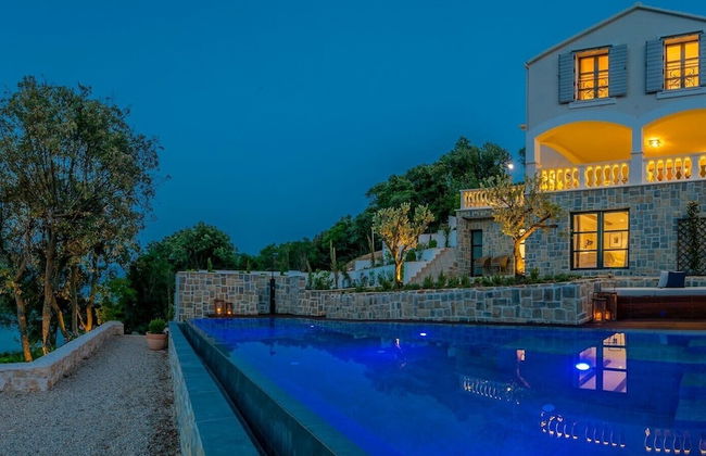 Beachfront Villa Feodora Grande - Foto 67