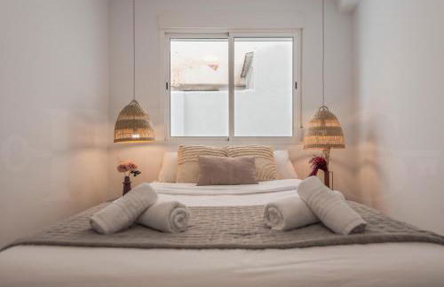 Peaceful & bright apartment with patio - Center - Foto 27