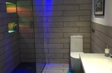 Vollie House with Hot Tub, Sauna & Log Burner - Foto 33