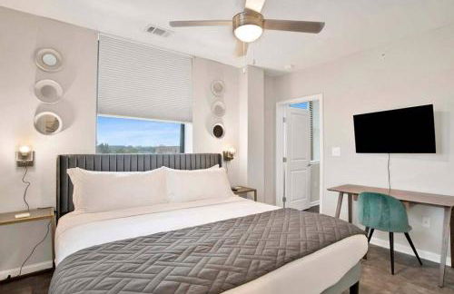 City Center Apartment, Free Parking and Great Views - Foto 10