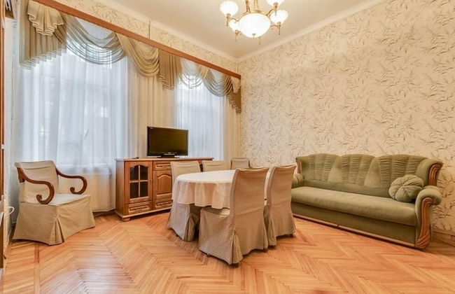 Ludwig Apartments on 4-ya liniya - Foto 13