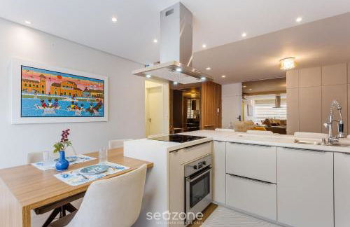 Apartment w/ Pool, 85m from beach in Jurerê PTJ203 - Photo 12