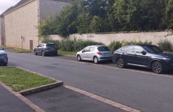 Appartement Cosy - jardin Terrasse privée-Free parking 5MN DISNEY - Foto 10