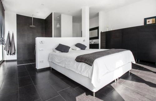 ICONIC VILLA LANZAROTE - Photo 14