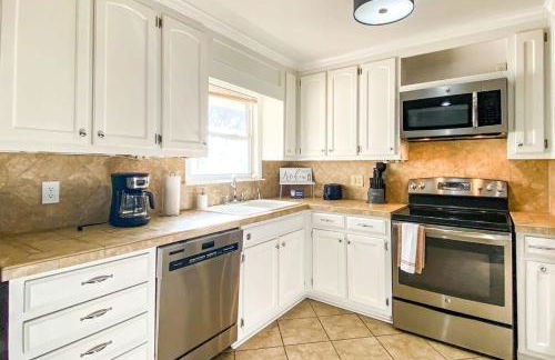 Cardinal Aerie- 5 mins from Rainbow Mountain Hiking Trails - Foto 6