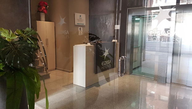 Apartamentos Real Lleida - Photo 2