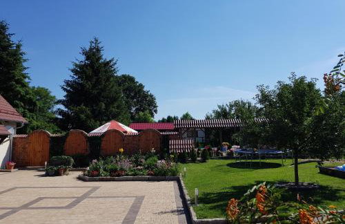 Cudowny Zakątek z Ogrodem i Basenem - Foto 8