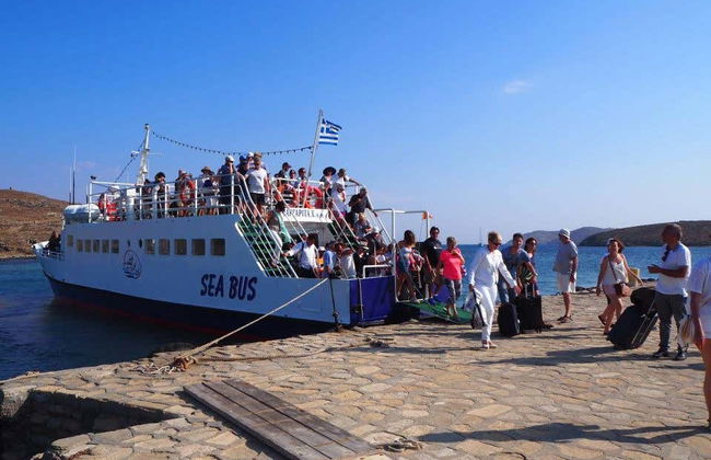 Ferry entre Mykonos y Delos - Foto 4