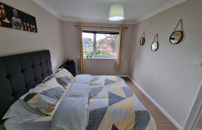 360 Serviced Accommodations - Swan Path Retreat - 2 Bedroom Apartment - Photo 4