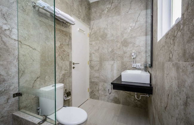 Villa Kota Bunga Puncak 2 Bedroom - Photo 17