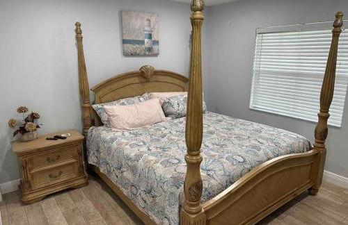 Lake Valrico's Camelot Court with HEATED POOL & access to private lake - Foto 48