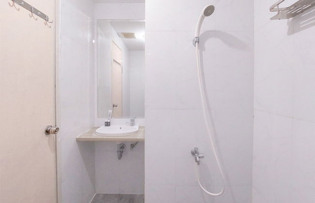 Enjoy Living Studio Apartment At Urban Heights Residence - Photo 12