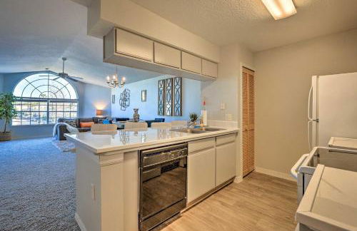 Less Than 8 Mi to Disney Getaway with Deck in Kissimmee! - Foto 11