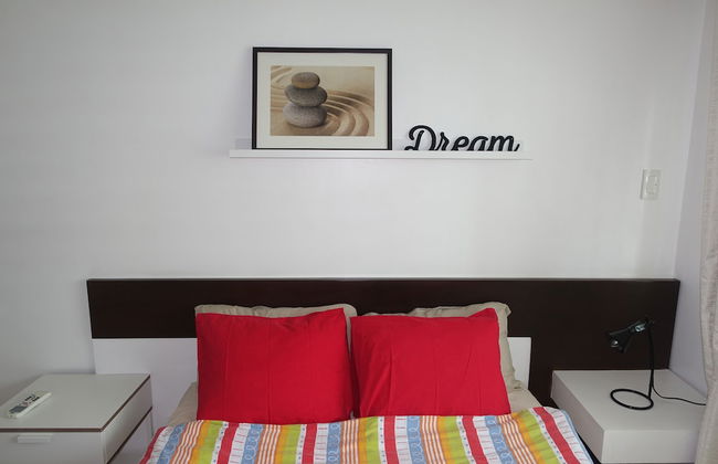 Luxury Condo at Forbeswood Parklane - Foto 18