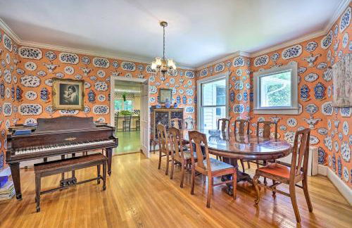 Lush Elkin Home with Porch Views and Pool Table - Foto 15