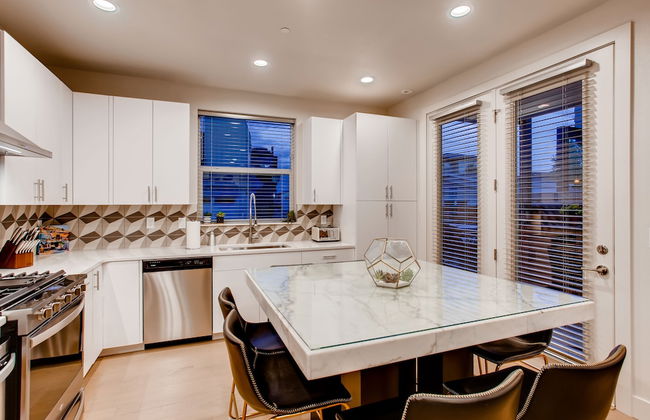 Old Town Swank - Brand New to Brewery District! - Foto 13