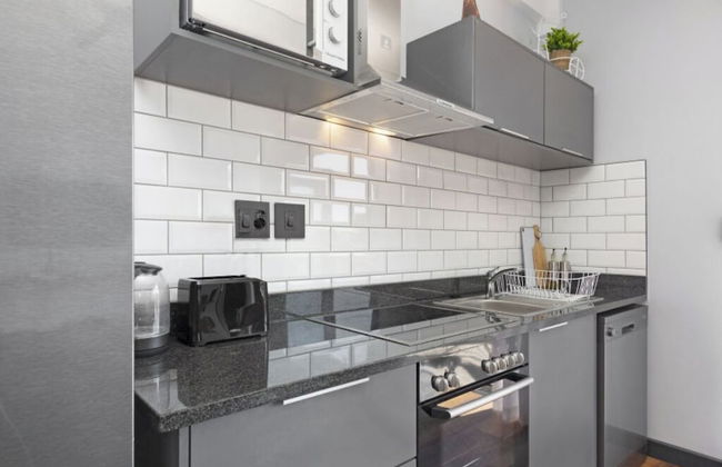 Manhattan On Coral Apartments - Photo 13