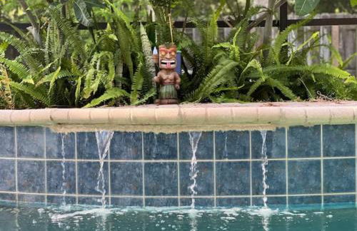 Poolside Cocoa Oasis w/ Tiki Bar! - Foto 6