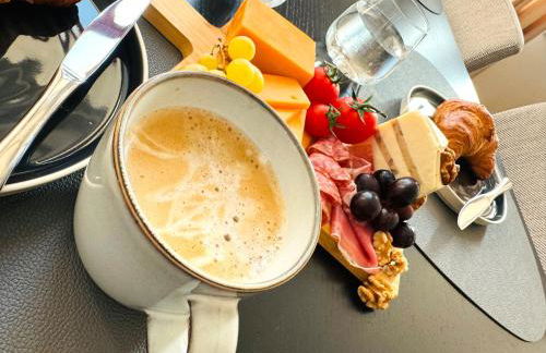 SuperHosts ZENTRUM - Parkplatz - BADEWANNE - Netflix - KAFFEE - Foto 8