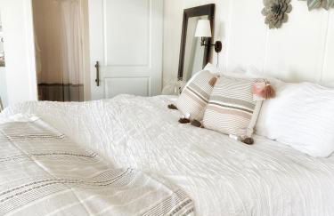 The Shack Inn - Photo 16