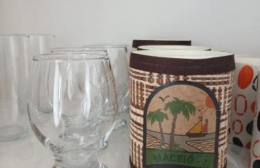 FLAT ACONCHEGANTE poucos min da praia - Foto 17