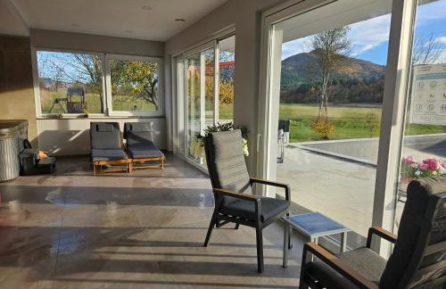 Apartman Fenestra s terasom i pogledom na Gacku - Foto 24