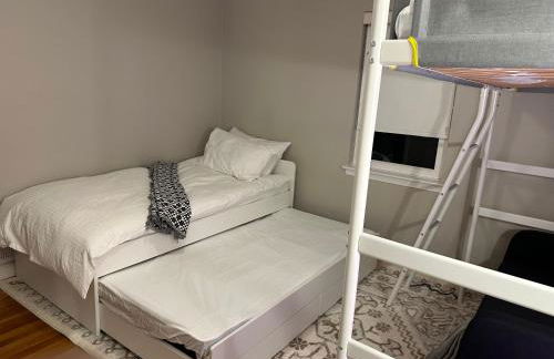 Single Family House in Arlington - Photo 29