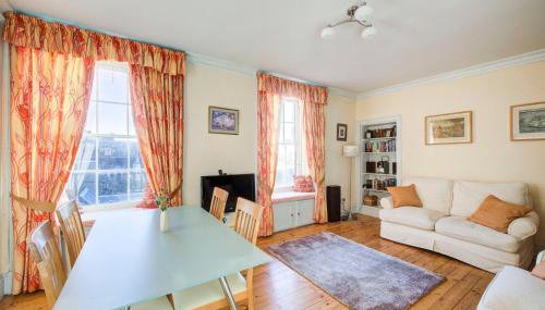 GuestReady - Historic Edinburgh Old Town Apartment - Foto 2