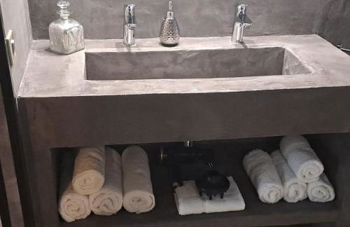 L Antre de Pierres - chambres d'hôtes et gites - Photo 11