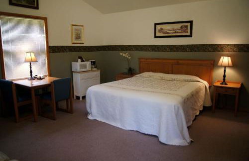 Camping Cabin by the Umpqua River Ideal for a Fishing Retreat near the Oregon Coast - Foto 3