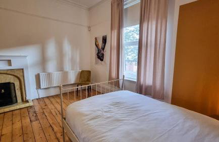 Ashton Mansion, Sleeps 20, Free Parking - Foto 17