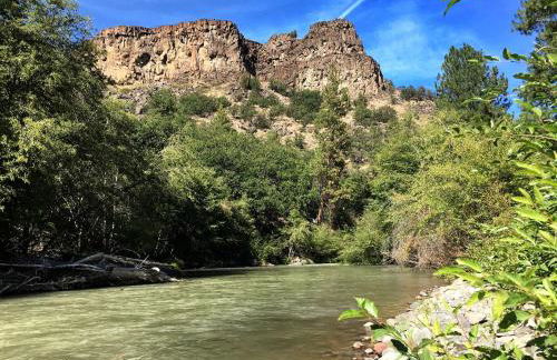 Stunning Log Cabin Rental with Breathtaking Views in Tygh Valley, Oregon - Foto 26