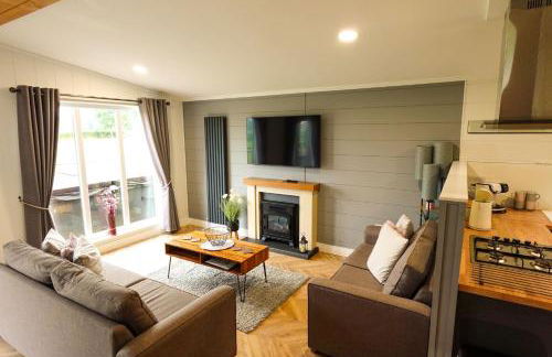 Shropshire Lodges - Romantic Luxury Hot Tub Breaks - Foto 29