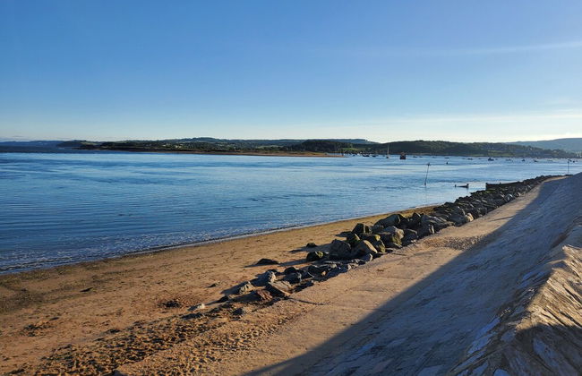 3 Bedroom Cottage - Hot Tub, Garden, Parking - Foto 26