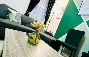 4bedroom Sleeps6 Business ContractorsDiscounts free WiFi - Photo 11