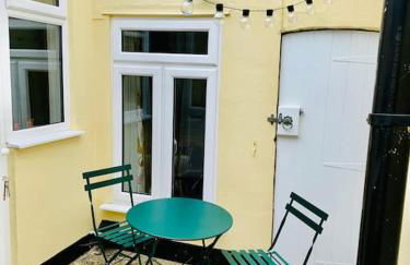 The Yellow cottage on the hill. - Foto 11