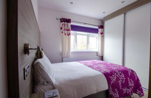 Smitten House 4 Bedroom RHYL - Photo 20