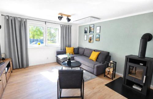 Ferienhaus Seeoase - 70qm - Kamin -Terrassen - Parkplatz - Badestelle fußläufig - Foto 8