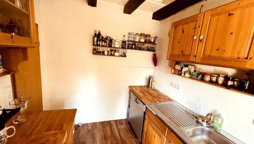 Ruhiges Häuschen am Wald mit Kamin, Terrasse - Foto 3