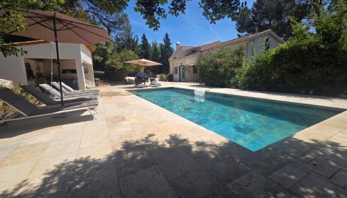 La Bastide Blanche Magnifique villa 5 étoiles 5 chambres et piscine privée sur 6500 m VAR - Foto 1