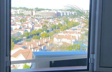 Habitación luminosa en piso compartido - Foto 4