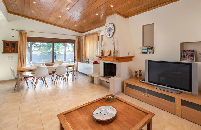 Madia Villa - Photo 7